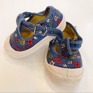 Vintage floral T strap Mary Janes